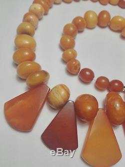 100% Natural Old Egg Yolk Baltic Amber bead necklace (W. 40.0 Gr.)