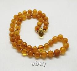 22.98g Antique Butterscotch Swirl Egg Yolk Baltic Amber Graduated Bead Necklace