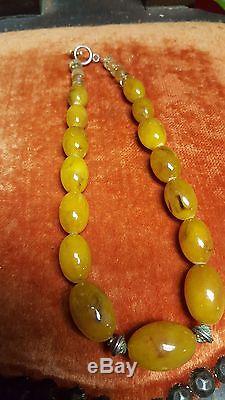AUTHENTIC VINTAGE NATURAL BUTTERSCOTCH EGG YOLK BALTIC AMBER 25 bead necklace