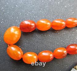 Antique Natural Butterscotch Egg Yolk Baltic Amber Beads Necklace 9.1g