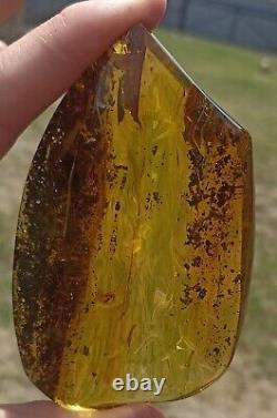 Baltic natural, polished amber. Weight 76 gr