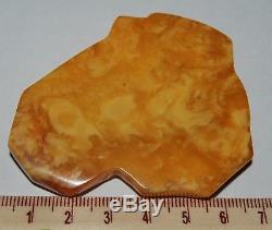 Natural Baltic Amber. Figure. Egg Yolk/Brindled color. 18,9 g (a566)