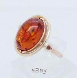 Vintage 14K Yellow Gold Oval Cut Natural Baltic Amber Solitaire Cocktail Ring
