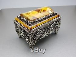 Vintage 426 gr. Natural Butterscotch Egg Yolk Baltic Amber Jewelry Box