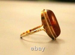 Vintage 9ct Gold Natural Baltic Amber Ring. Size Q