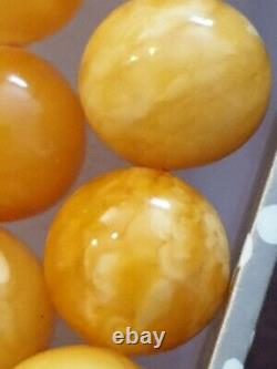 Vintage Egg Yolk Butterscotch Genuine Amber Bead Necklace 38 grmes