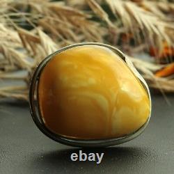 Vintage Natural Egg Yolk Baltic Amber Brooch Pin 10.1 grams Chicken Fat Yellow