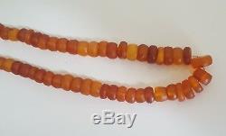 Vintage natural Baltic Amber beaded necklace 31.85g / 44.5cm